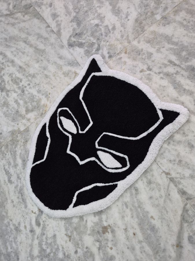 King of Wakanda Black Panther rug — Angle view